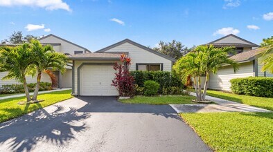 Building Photo - 2482 Bedford Mews Dr