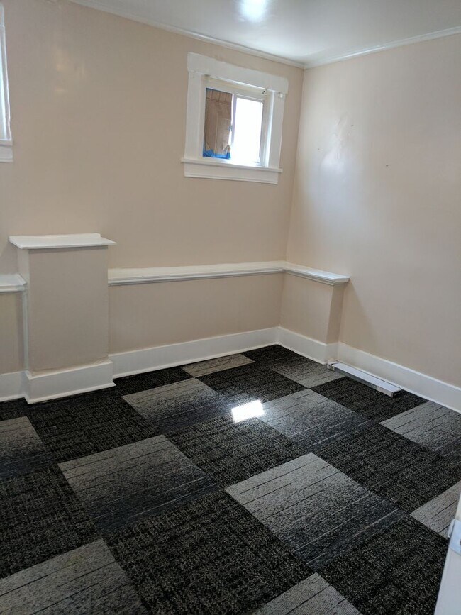 Foto del edificio - 809 Watson St