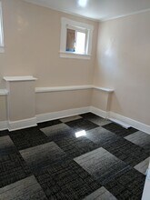 Building Photo - 809 Watson St