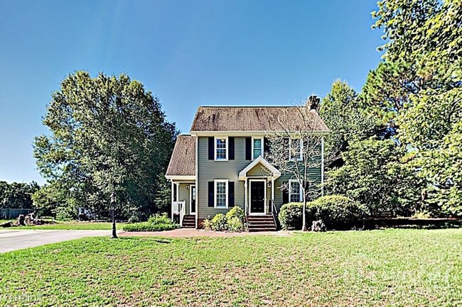 Building Photo - 820 Shadow Lake Dr