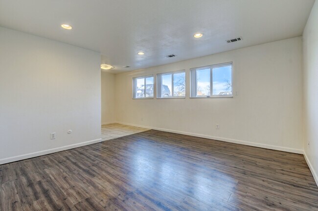 Foto del edificio - 1625 Jay St
