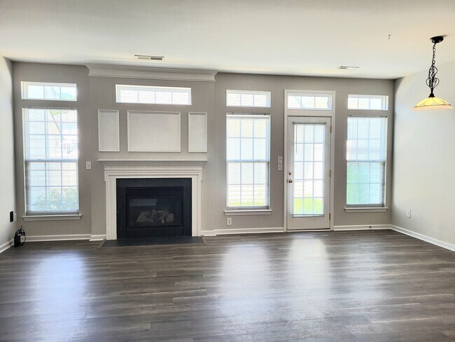 Foto del edificio - 19245 Lake Norman Cove Dr
