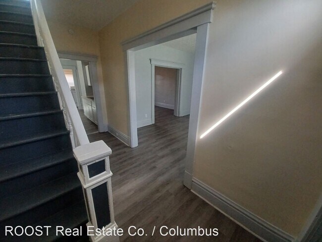 Building Photo - 2 br, 1 bath House - 51 S. Oakley Avenue