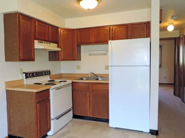 Building Photo - 2617 Westwinds Dr