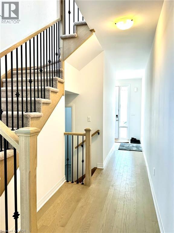 Building Photo - 91 Manuel St