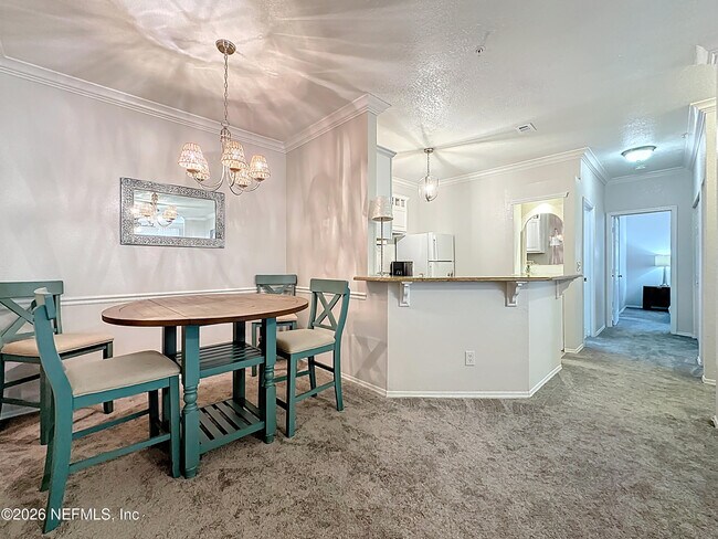 Foto del edificio - 13810 Sutton Park Dr N