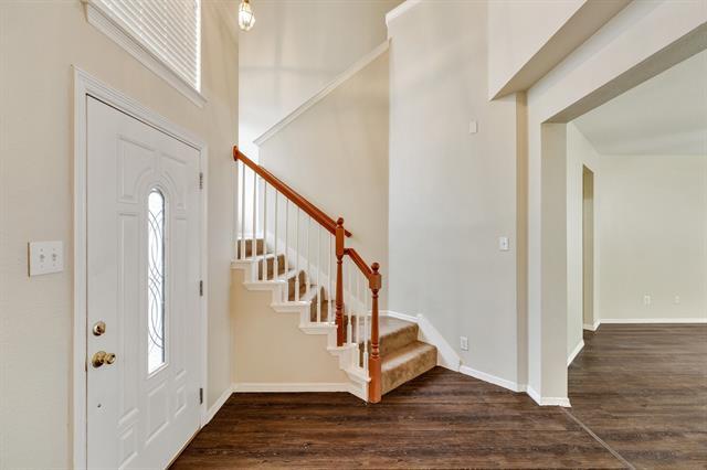 Building Photo - 3152 Delaford Dr