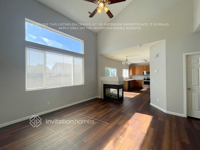 Building Photo - 882 Rancher Dr