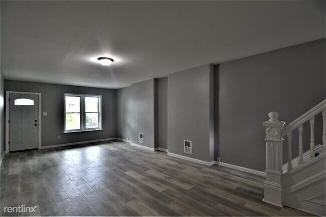 Building Photo - 5 br, 1 bath House - 1428 1/2 W Liberty St