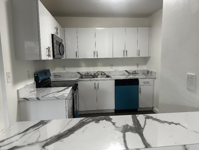 Foto del edificio - 10871 NW 45th St