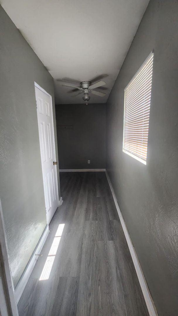 Building Photo - 3/2 Renovated Home in Tampa, 33612- Immedi...