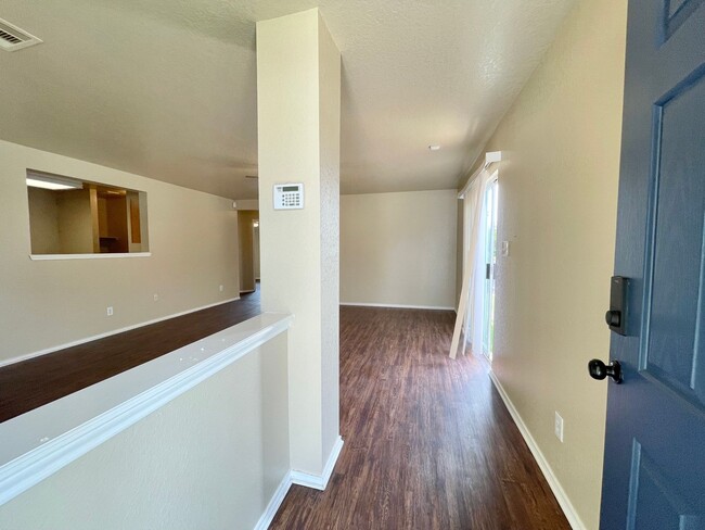 Foto del edificio - Cute 2 Bedroom Home!