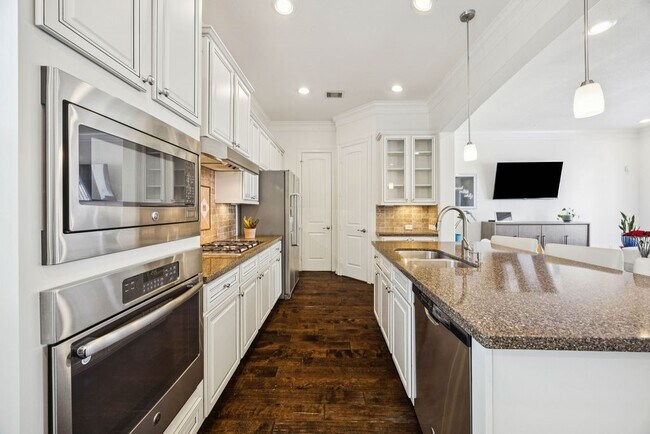 Foto del edificio - 12247 Oxford Cres Cir