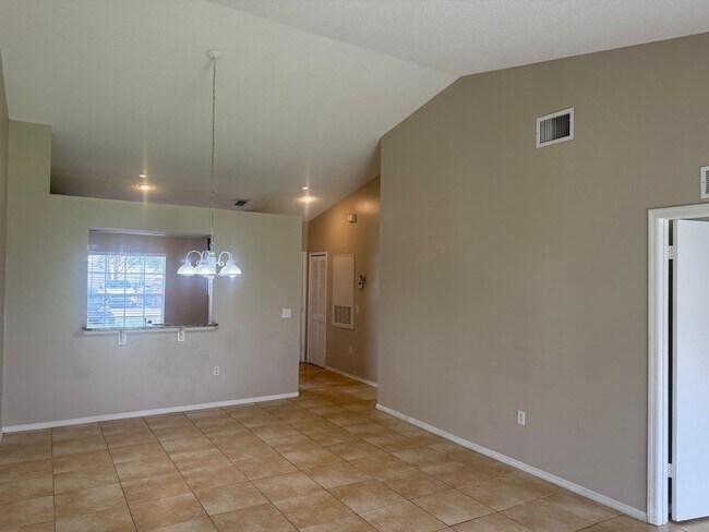 Foto del edificio - 3/2 Villa Located in Desirable S. Orlando ...