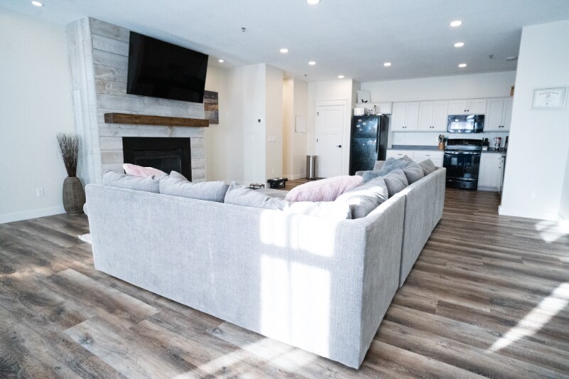 Foto principal - 24557 Superior Dr