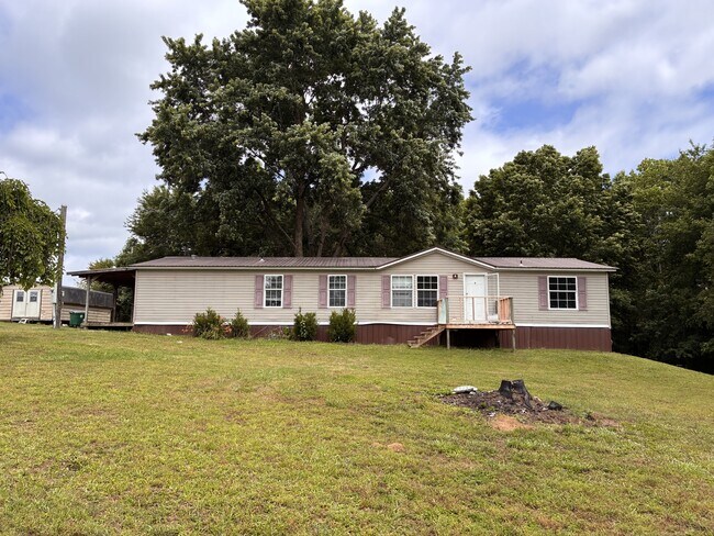 Building Photo - 4695 Co Rd 1488