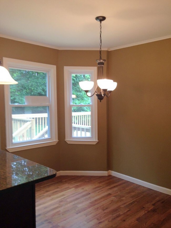 Building Photo - 8727 Sleepy Hollow