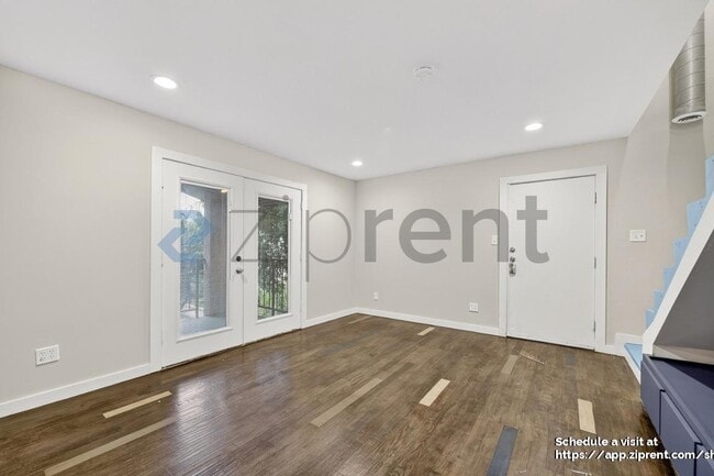 Foto del edificio - 12834 Midway Rd