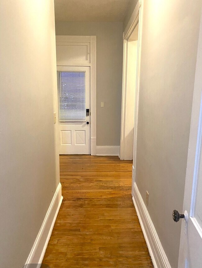 Foto del edificio - 718 Brown St