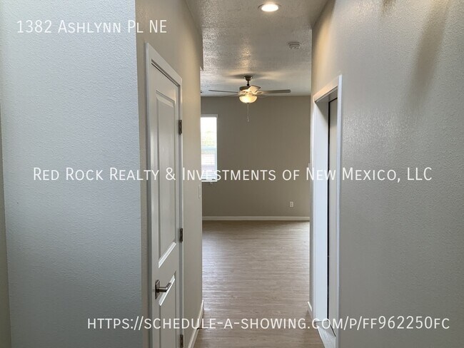 Foto del edificio - 1382 Ashlynn Pl