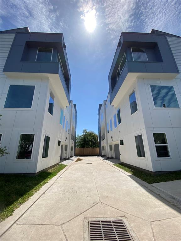 208 N York St, Houston, TX 77003 House Rental in Houston, TX