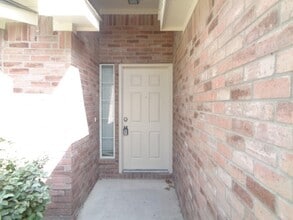 Building Photo - 19021 Hammer Ln