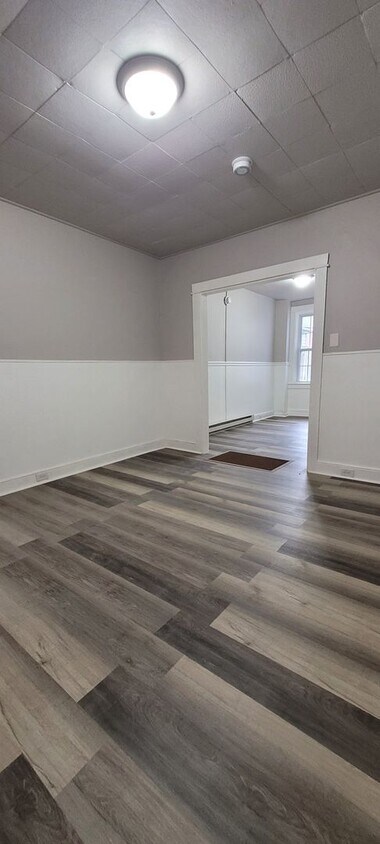 Foto principal - 3 bedroom 1 bathroom home located in Lanca...