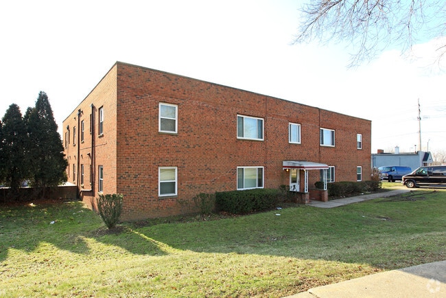 Building Photo - 200-204 Solon Rd
