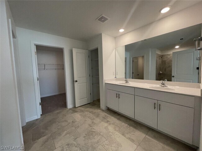 Building Photo - 4248 Villa Rapallo Wy