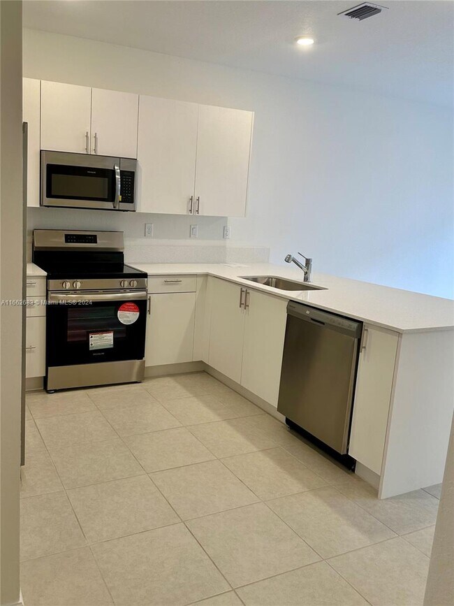 Foto del edificio - 23017 SW 129th Pl