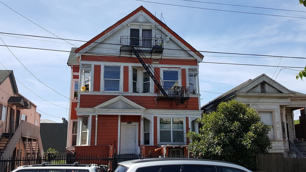 Building Photo - 1173 32nd St