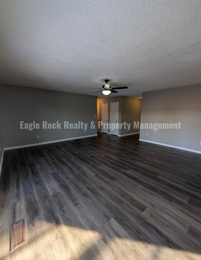 Building Photo - East Tulsa House for Rent (3beds/1.5baths)