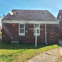 Building Photo - 15721 Appoline St