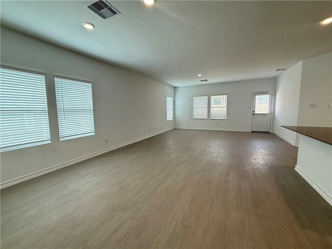 Foto del edificio - 7925 Wonder Woman Dr