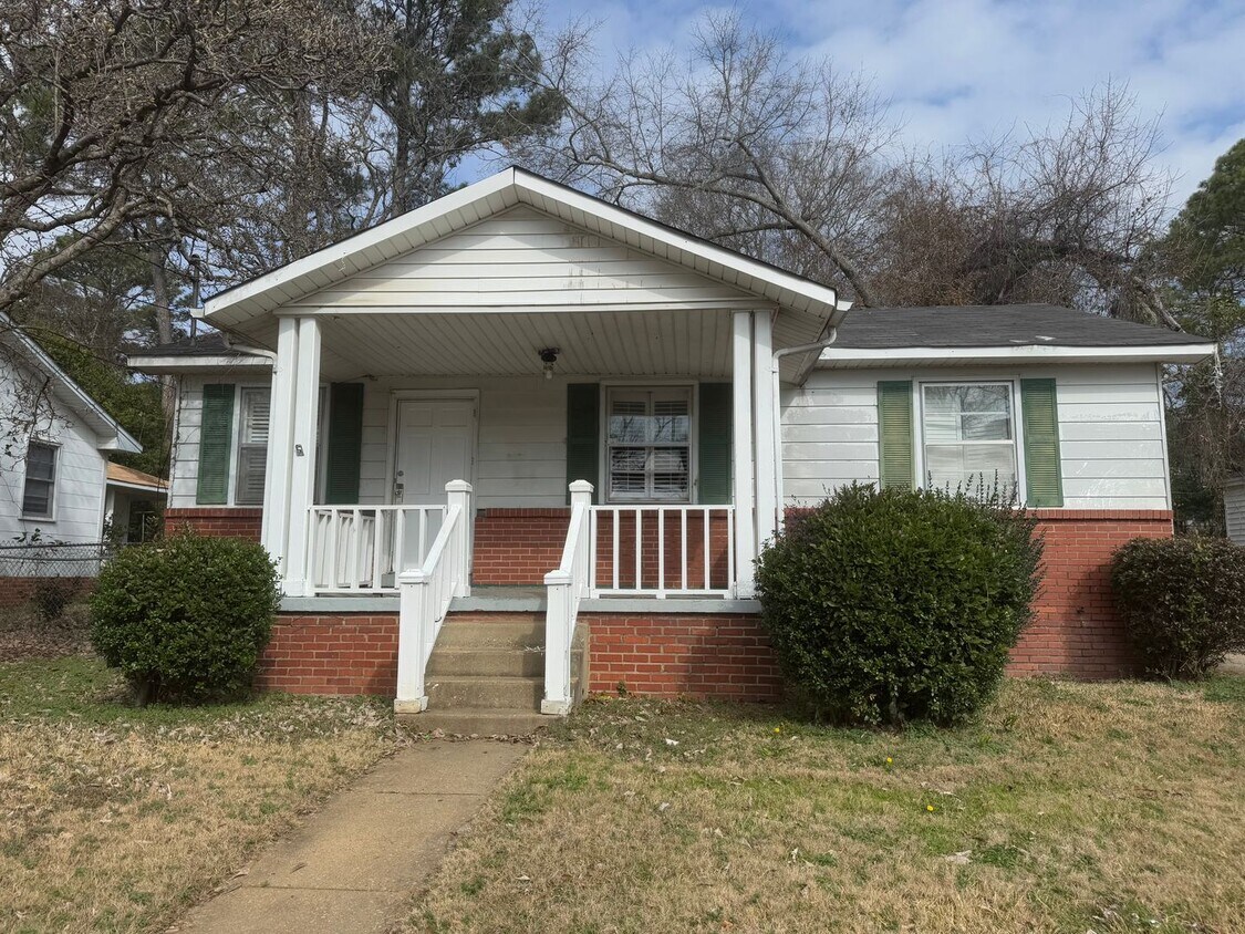 Foto del edificio - 2039 Midway St