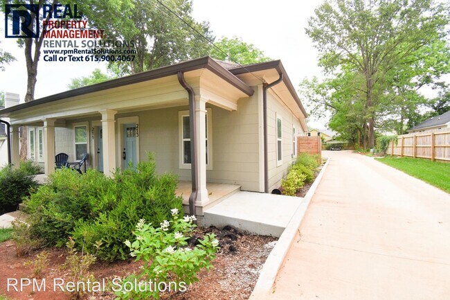 Building Photo - 2 br, 1 bath House - 213 2nd Avenue