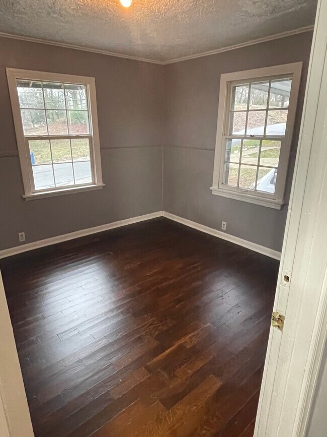 Foto del edificio - 22 McArthur Dr