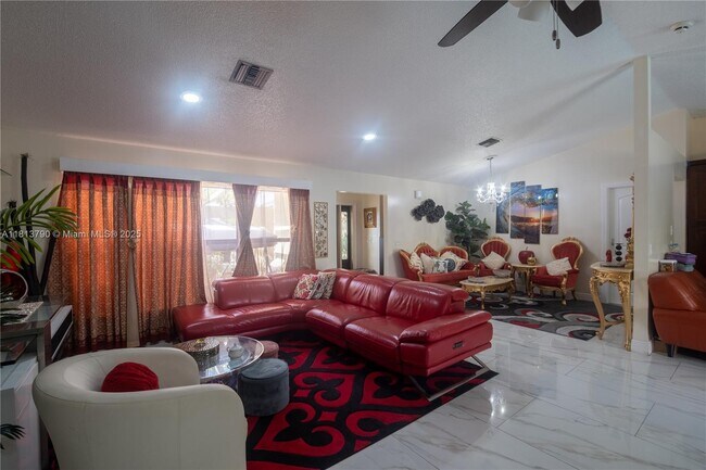 Foto del edificio - 8521 NW 53rd St