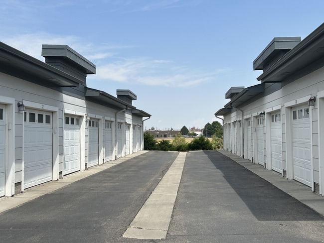 private-garage-park-hill-4000-1x1-B104-Ash-A1-01-28-2026 - Park Hill 4000