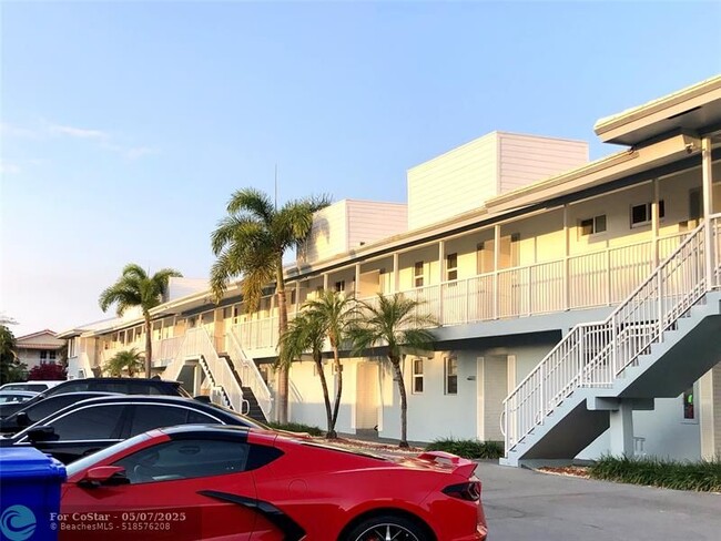 Foto del edificio - 6100 NE 7th Ave