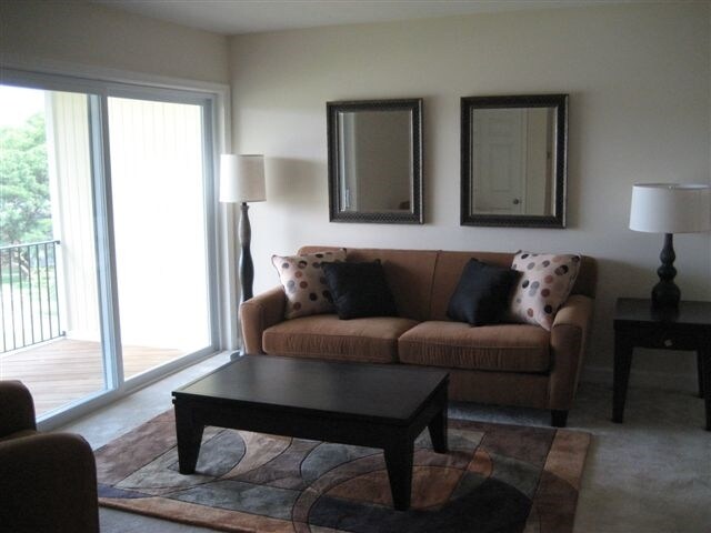 Foto del interior - Portfolio of 8 Residential Condos