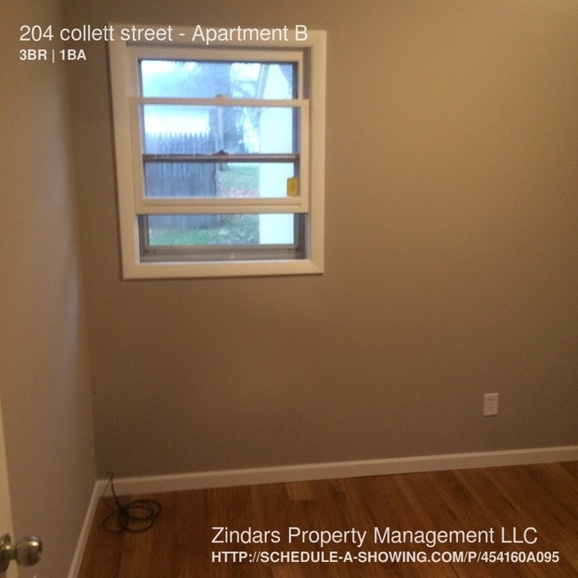 Building Photo - 204 E Collett St