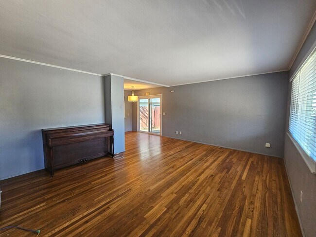 Foto del edificio - 7 Elm Ct