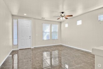 Building Photo - 6524 W Baroque Ave