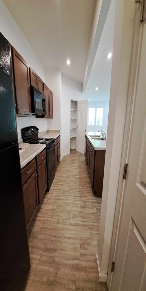 Foto del edificio - 5831 Parkview Ln