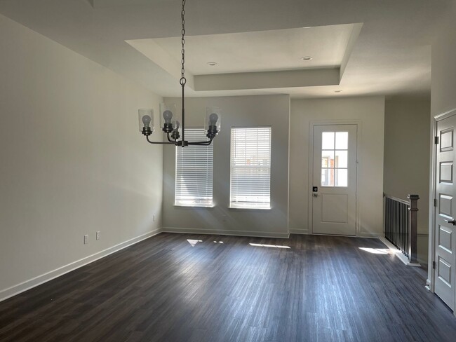 Foto del edificio - Brand New 3 Bedroom Townhome!