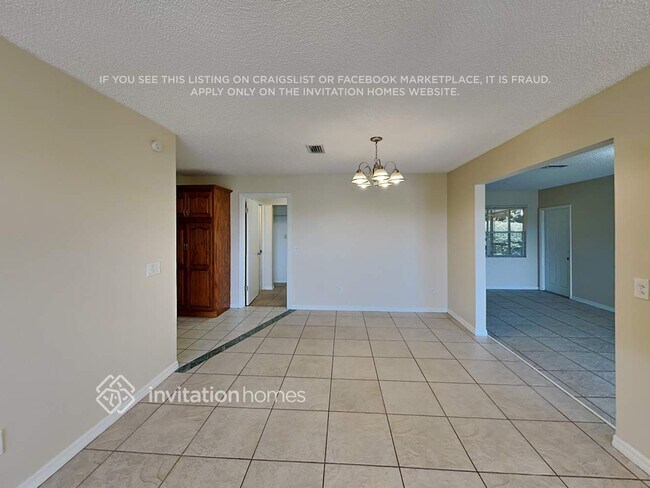 Foto del edificio - 1319 Cove Pl
