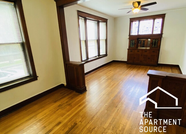 Foto del edificio - 4040 W Dickens Ave