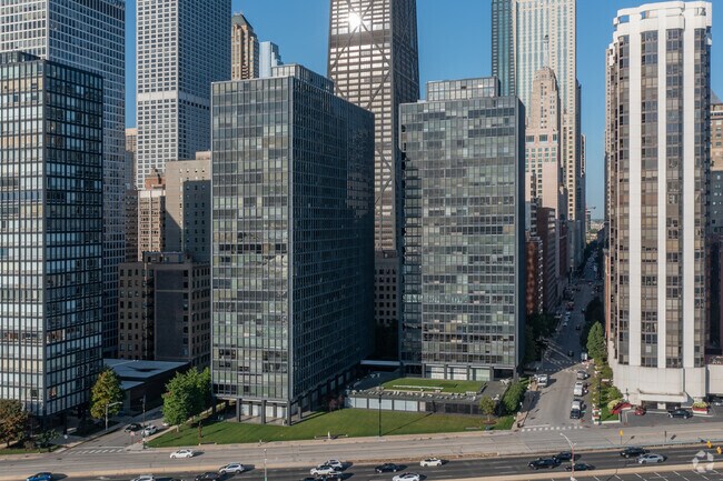 Foto del edificio - The Esplanade Apartments