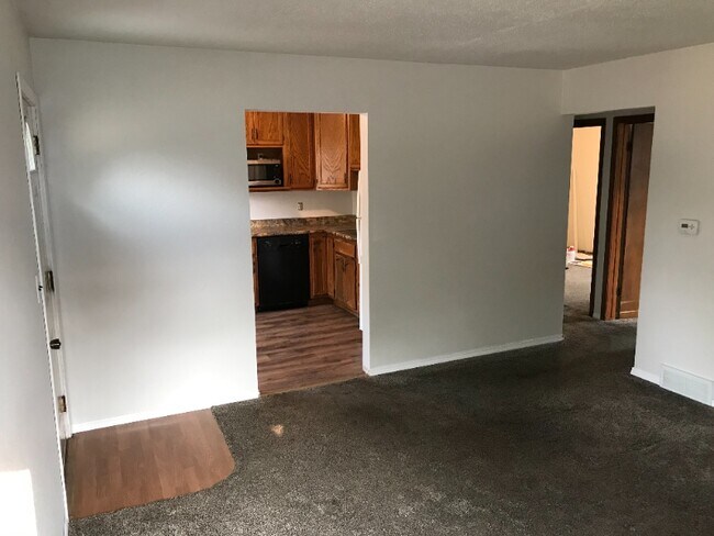 Foto del edificio - 2909 E Claudette Dr